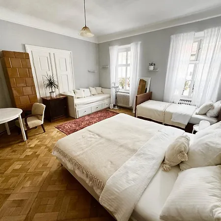Serenity Bed & Breakfast *