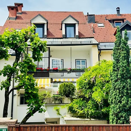 住宿加早餐酒店 The Serenity *