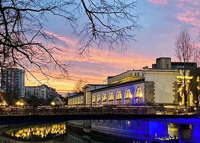 לינה וארוחת בוקר The Serenity